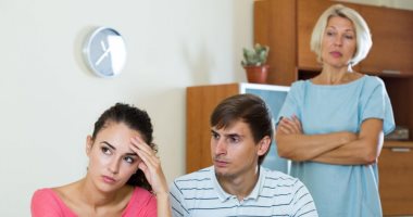 للحموات.. 4 قواعد أساسية تجنبك المشكلات مع زوجة الابن 
