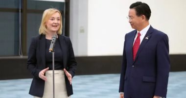 السفارة الصينية فى لندن تحذر: زيارة ليز تراس لتايوان "حيلة سياسية خطيرة"