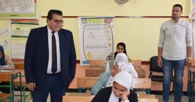 مدير تعليم جنوب سيناء يتفقد لجان امتحانات الشهادة الإعدادية