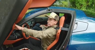 الصور الأولى من فيلم روبرت داونى Downey's Dream Cars توضح مدى عشقه للسيارات