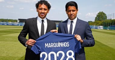 باريس سان جيرمان يجدد عقد ماركينيوس قائد الفريق حتى 2028