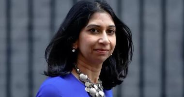 وزيرة داخلية بريطانيا تشن هجوما جديدا على المحكمة الأوروبية لحقوق الإنسان