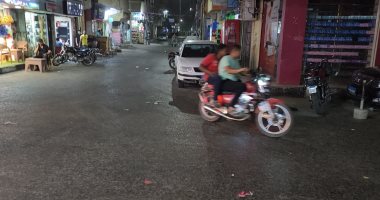 أمطار خفيفة تضرب شوارع مدينة الأقصر بعد يوم كامل من الطقس الغائم.. صور