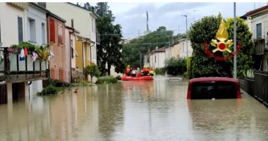 استمرار عاصفة دانا فى إسبانيا والشوارع تتحول إلى أنهار بسبب الفيضانات