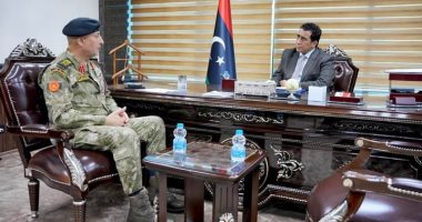 "المنفي" يبحث مع الفريق الحداد أهمية تعزيز دور المؤسسة العسكرية الليبية
