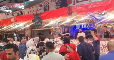 إقبال كثيف من أبناء بورسعيد والمحافظات الأخرى على سوق الأسماك الحضارى