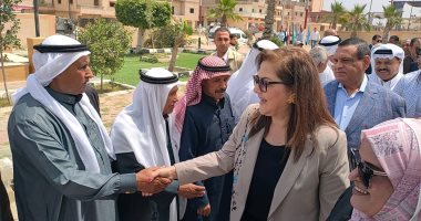 وزير التنمية المحلية: الرئيس يولى اهتماما كبيرا بتنمية شمال سيناء.. صور