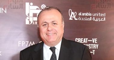 عمرو الفقى يصل حفل توزيع جوائز مسلسلات رمضان