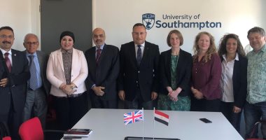  رئيس جامعة الإسكندرية يبحث إنشاء درجات علمية مزدوجة مع جامعة ساوث هامبتون بالمملكة المتحدة