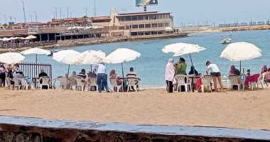 "السياحة والمصايف" بالإسكندرية: نسبة الإشغال ارتفعت فى بعض الشواطئ إلى 75%