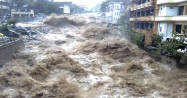 الصين تصدر إنذارين فى عدد من المناطق لمواجهة السيول الجبلية