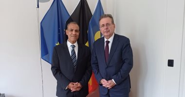 سفير مصر في بروكسل يبحث أطر تعزيز التعاون مع حكومة بلجيكا في مجالات مختلفة