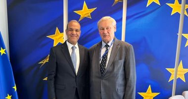 سفير مصر في بروكسل يلتقي المبعوث الخاص للاتحاد الأوروبي لتعزيز حرية المعتقد