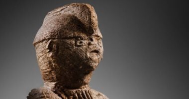 دار سوثبى للمزادات تعرض تمثالاً أفريقيًا لحضارة مبمى.. اعرف ثمنه