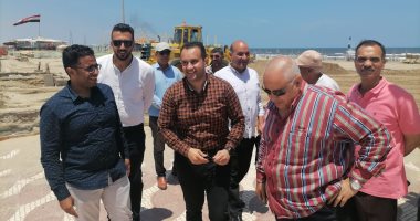 رئيس جهاز مدينة دمياط الجديدة يتابع أعمال التطوير بمنطقة الشاطئ 