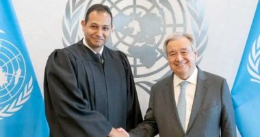 أول قاضٍ مصرى منتخب بالمحكمة الاستئنافية للأمم المتحدة يُؤدى اليمين القانونية.. صور