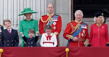 قصر باكنجهام يحتفل بأول عيد ميلاد رسمى للملك تشارلز الثالث منذ توليه العرش.. صور