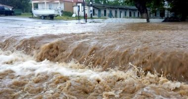 روسيا: إجلاء 400 شخص من المناطق المتضررة من الفيضانات فى سوتشى