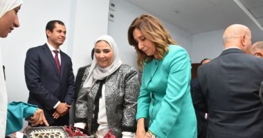 وزيرة الثقافة تُشارك باحتفالية "صندوق تحيا مصر" لدعم الأُسر الأولى بالرعاية