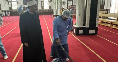 حملة نظافة موسعة بمساجد كفر الشيخ تحت شعار "خدمة بيوت الله شرف"