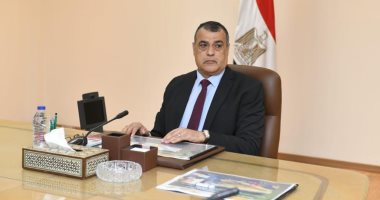 وزير الإنتاج الحربى يتفقد شركة حلوان للأجهزة المعدنية 