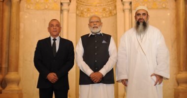 رئيس وزراء الهند يزور مسجد الحاكم بأمر الله بالقاهرة التاريخية