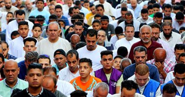 وزارة الأوقاف تشكل لجنة متابعة الإعداد لصلاة العيد بالساحات والمساجد.. فيديو
