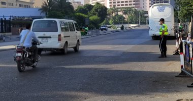 انتشار خدمات المرور بكورنيش النيل فى القاهرة تزامنا مع أول أيام العيد