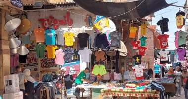 سوق العباسى بالمحلة قبلة المواطنين لشراء مستلزمات البيت والعرائس