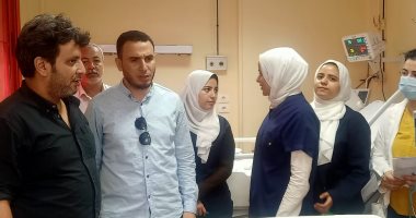 مدير فرع بنى سويف يفاجئ مستشفى التأمين الصحى بزيارة ويهنىء المرضى بالعيد 