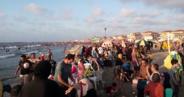 شواطئ رأس البر تستقبل آلاف المواطنين في ثالث أيام عيد الأضحى المبارك