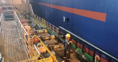 اقتصادية قناة السويس: نجاح ثانى عملية تموين سفن بميناء غرب بورسعيد.. فيديو
