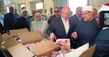 وزير الأوقاف ومحافظ القاهرة يتفقدان تجهيز لحوم الأضاحي بمجزر البساتين