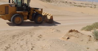 تجدد حملات إزاحة الرمال وتنظيف الشوارع بنطاق مركز الحسنة بوسط سيناء
