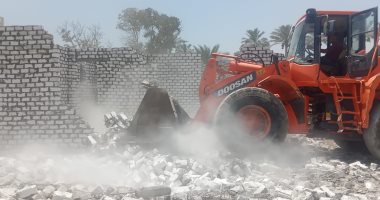 محافظ الجيزة: إزالة 76 مخالفة بناء ورفع 58 ألف طن مخلفات خلال إجازة العيد