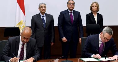 رئيس الوزراء يشهد توقيع اتفاقية تخصيص أرض لإقامة محطة طاقة رياح بسوهاج