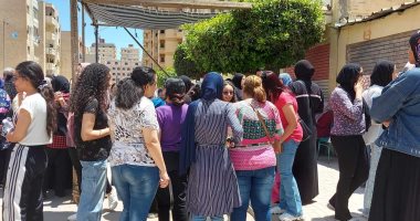 طلاب الثانوية العامة بالإسكندرية: امتحان اللغة الإنجليزية سهل