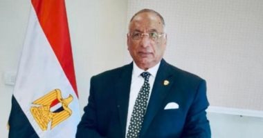 رئيس قضايا الدولة يهنئ الرئيس السيسى والشعب المصرى بعيد العمال