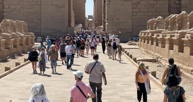 التليفزيون هذا المساء.. موقع عالمى للسفر يكشف أهم أسباب زيادة أعداد السياح فى مصر هذا العام
