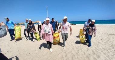انطلاق فعاليات المبادرة الوطنية "لا للبلاستيك" على شاطئ البحر بالعريش