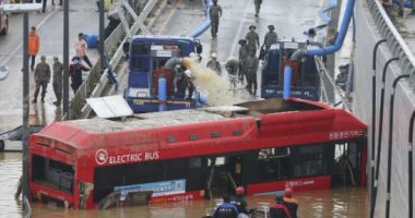 ارتفاع حصيلة ضحايا الأمطار الغزيرة والفيضانات فى كوريا الجنوبية إلى 37 قتيلا