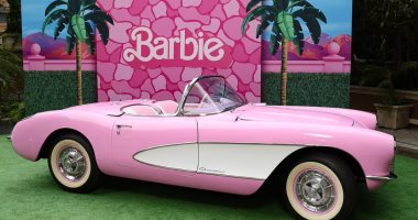 ما سعر السيارة الشهيرة لـ"باربى" في الواقع بعد طرح الفيلم بالسينمات؟