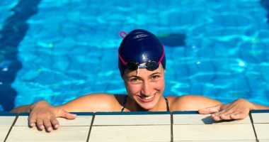 7 عناصر أساسية لازم تكون موجودة في شنطة تمرين السباحة 
