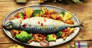 طريقة عمل السمك الماكريل داخل الفرن.. وجبة مغذية ومفيدة لأطفالك