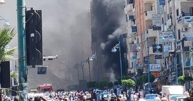 السيطرة على حريق بأحد مولات مرسى مطروح.. صور