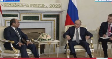 الرئيس السيسي لـ"بوتين": حريصون على تعزيز العلاقات مع روسيا