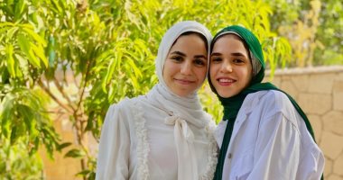 ثراء وميسان توأم يتصدر قائمة أوائل الثانوية الأزهرية: سنلتحق بكلية اللغات والترجمة