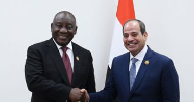 الرئيس السيسى يبحث مع رامافوزا فى روسيا فرص الاستثمار بين مصر وجنوب أفريقيا