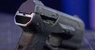 شركة أمريكية تعلن موعد طرح "مسدس ذكي" للحد من حوادث إطلاق النار