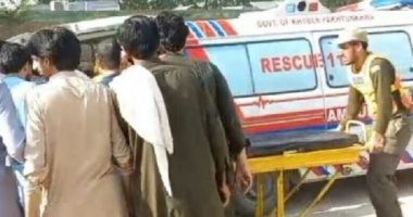 مصرع وإصابة 10 أشخاص إثر انفجار قنبلة شمال غربي باكستان